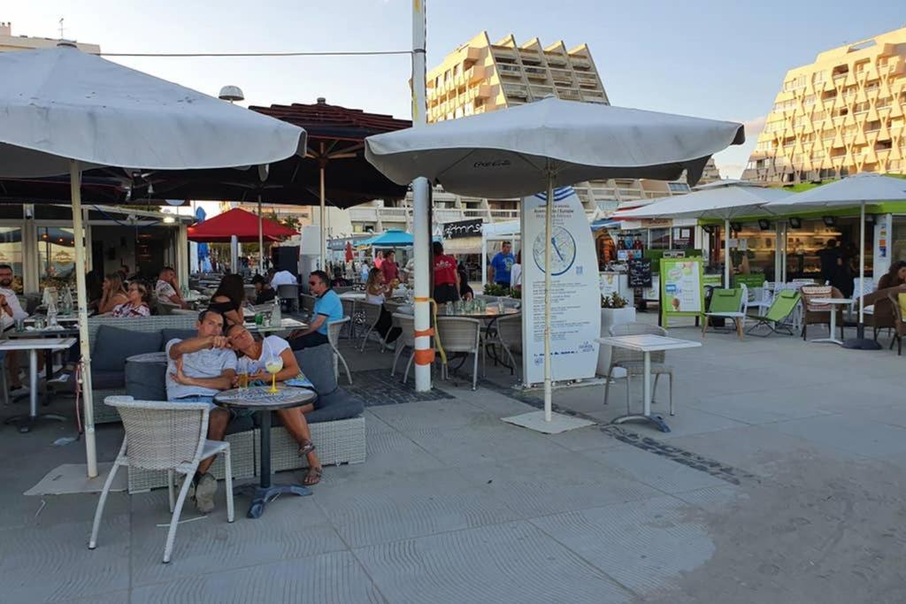 Studio Cabines 6 Couchages 150 M De La Plage Et A Quelques Secondes Des Commerces Wifi Gratuit La Grande Motte Luaran gambar